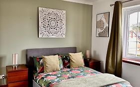Apartment With Parking, Close To The Raigmore Hospital